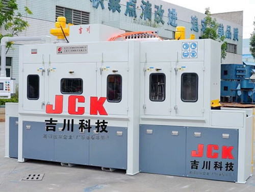 觸摸屏藍(lán)寶石玻璃濕式噴砂機(jī)
