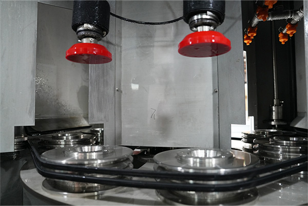 自動(dòng)噴砂機(jī)雙工位轉(zhuǎn)盤水噴式