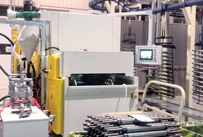 智能濕式噴砂機(jī)/汽車轉(zhuǎn)動(dòng)軸