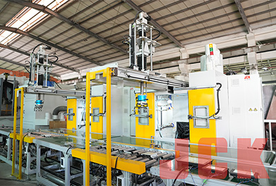 集成烹飪內膽自動化噴砂生產線